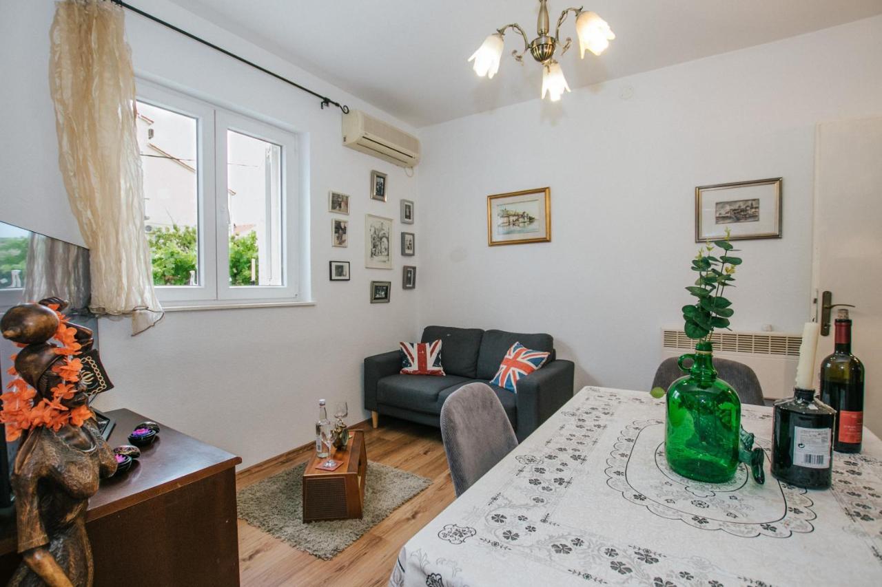 Apartman Bagattino-Trogir Near Old Town Zewnętrze zdjęcie